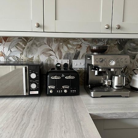 Stunning 2 Bedroom Apartment Glasgow Zewnętrze zdjęcie